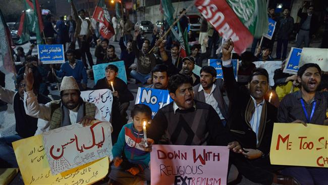 Pakistanis Stage Rallies to Denounce Shia Killings